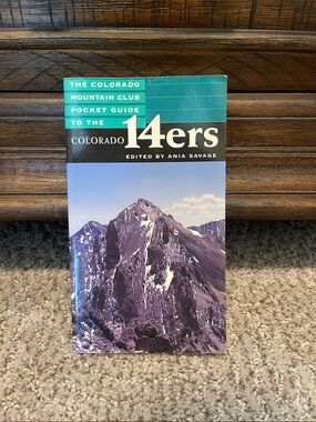 The Colorado Mountain Club Pocket Guide to the Colorado 14ers - Teal/Blue